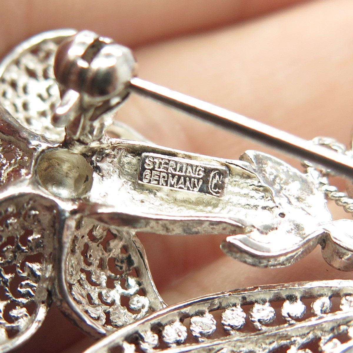 vintage brooch ୨୧ *✵ ヴィンテージ ブローチ (f)