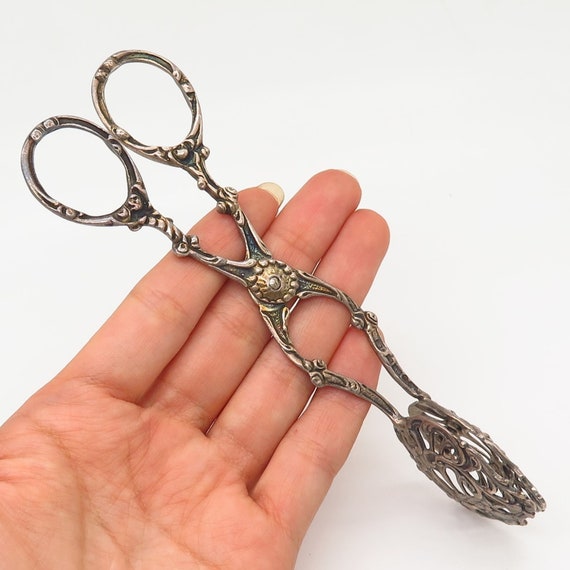 813 Silver Vintage 1956 Helsinki Finland Floral Or