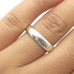 925 Sterling Silver Vintage Classic Wedding Band Ring Size 8.25