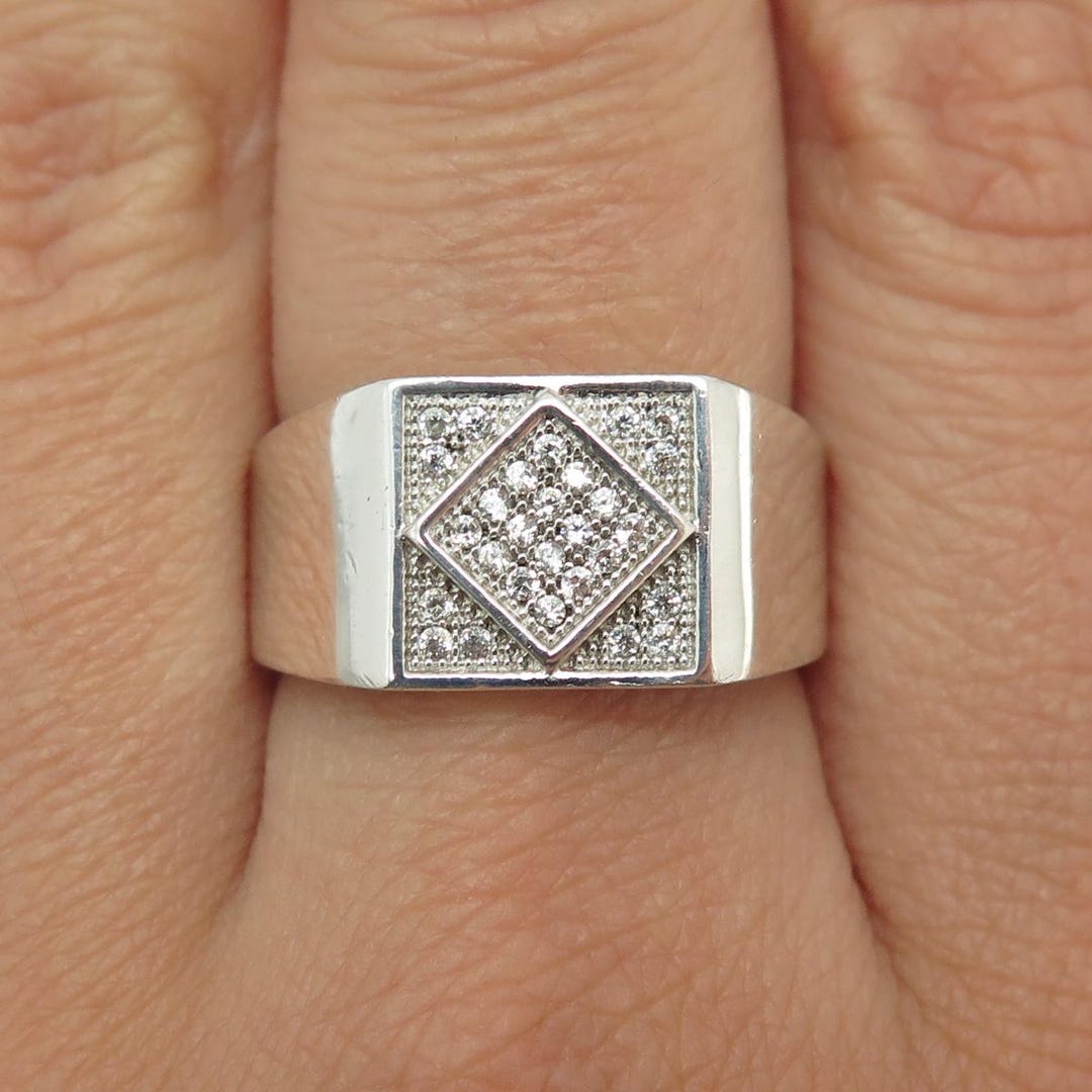 REL 925 Sterling Silver Round-cut Shaped C Z Signet Ring Size 8.25