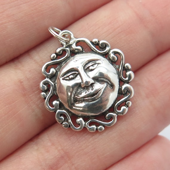 JEZLINE 925 Sterling Silver Vintage Sun Face Penda