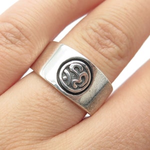 925 Sterling Silver Vintage Om Mantra Ring Size 7.75