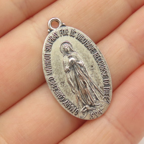 Mary Miraculous Medal Charm Pendant 925 Sterling Silver Vintage Old Stock St Mary Miraculous Medal Charm Pendant 925 Sterling Silver Vintage Old Stock St