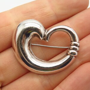 925 Sterling Silver Vintage Abstract Heart Design Hollow Pin Brooch