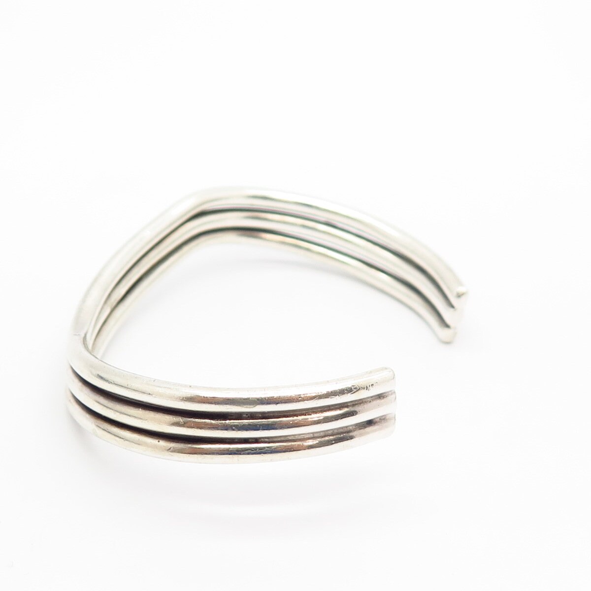 Sterling Silver Vintage Etched Wavy Links With 3 Round Cut