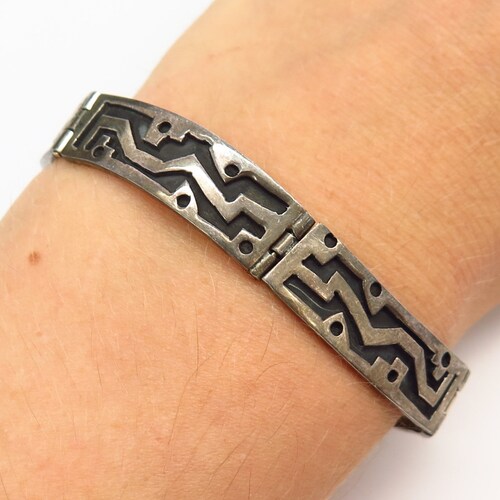925 shops Sterling Silver Vintage Mexico Tribal Pattern Link Bracelet 7 3/4