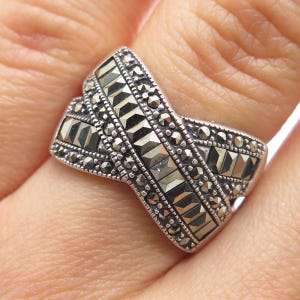 925 Sterling Silver Vintage Real Marcasite Crisscross Ring Size 7.25