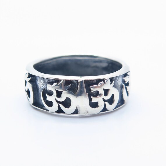 925 Sterling Silver Vintage Om Mantra Band Ring S… - image 5