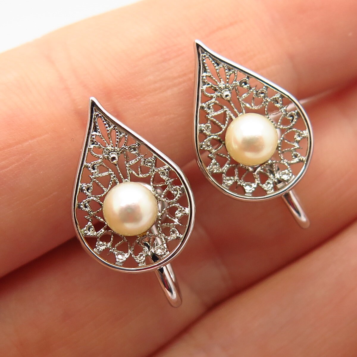 ピアス LOVE ME MONSTER Vintage Pearl Ribbon Earcuff Ring SBE346-Mizuki-2-356x356.jpg