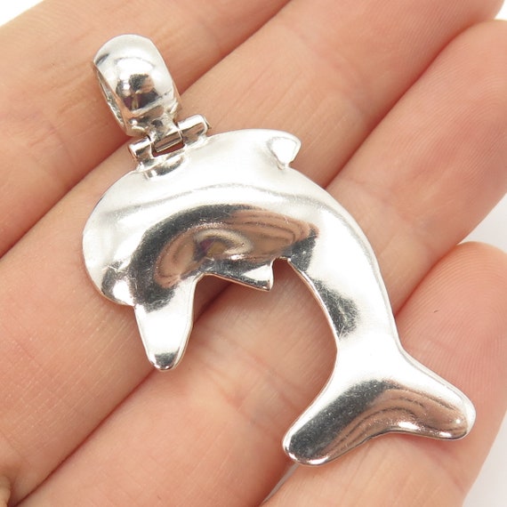 925 Sterling Silver Vintage Friendly Dolphin Penda