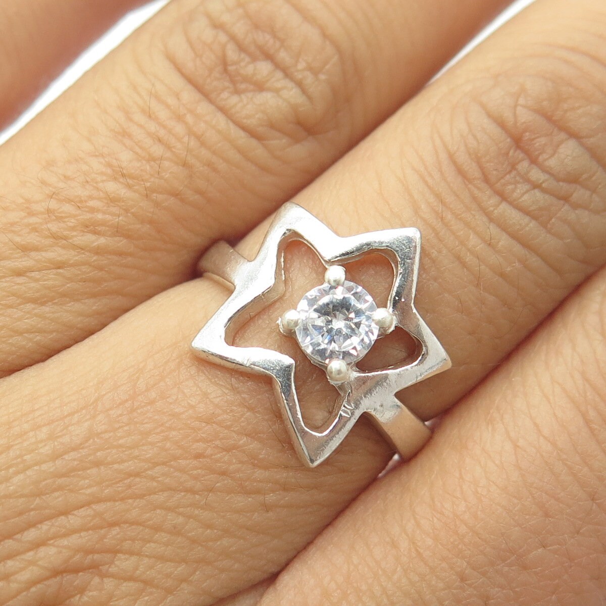 『TAKA ORIGINAL』Supernova Sterling Silver Ring 925 Sterling Silver Vintage Single-cut Round Shaped C Z Star