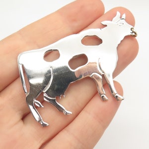 925 Sterling Silver Vintage Mexico Carved Cow Design Pin Brooch