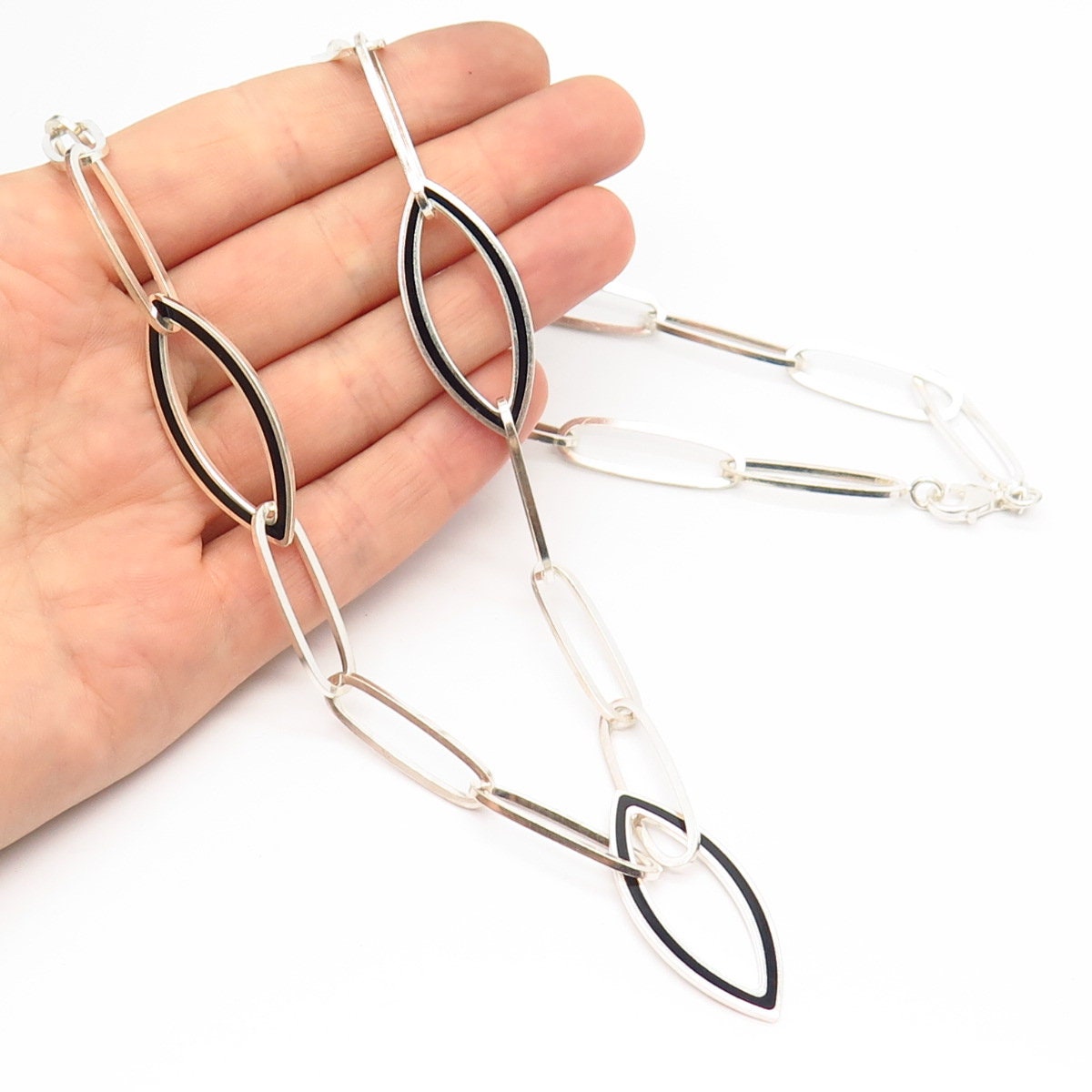925 Sterling Silver Italy Enamel Elongated Oval Chain 925 Sterling Silver Italy Enamel Elongated Oval Chain
