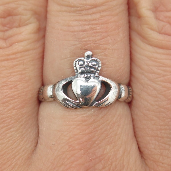 925 Sterling Silver Vintage Irish Claddagh Ring Size 7.5