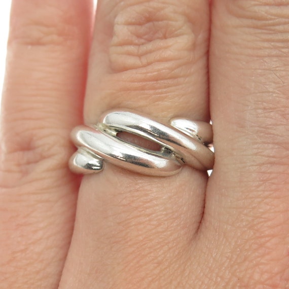 925 Sterling Silver Vintage Ribbed Ring Size 6.25 - image 1