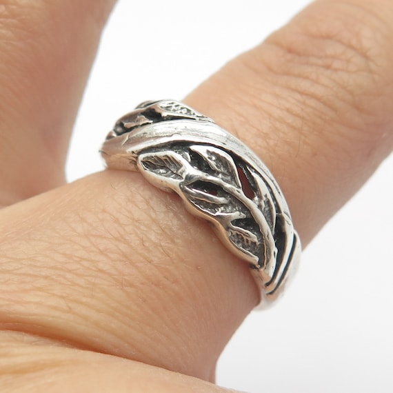 925 Sterling Silver Vintage Leaf Band Ring Size 8… - image 2