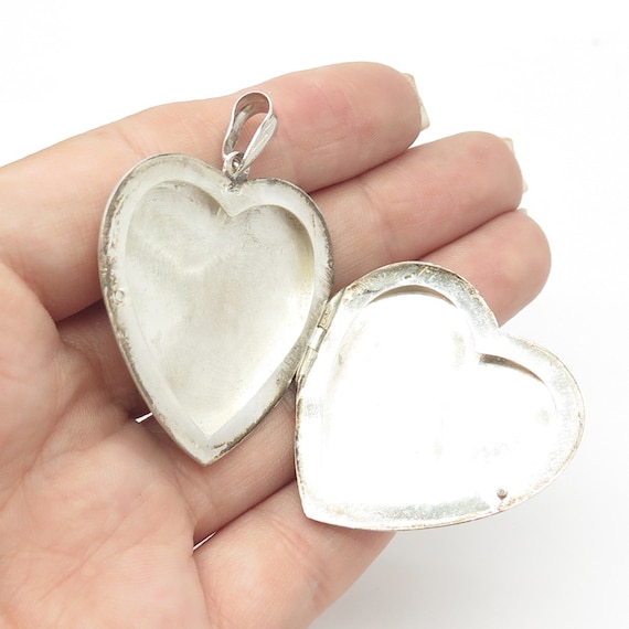 925 Sterling Silver Vintage Etched Heart Locket P… - image 3
