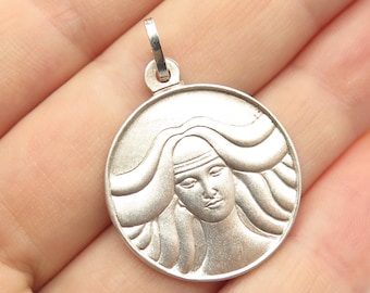 800 Silver Vintage Panigal Woman Round Pendant