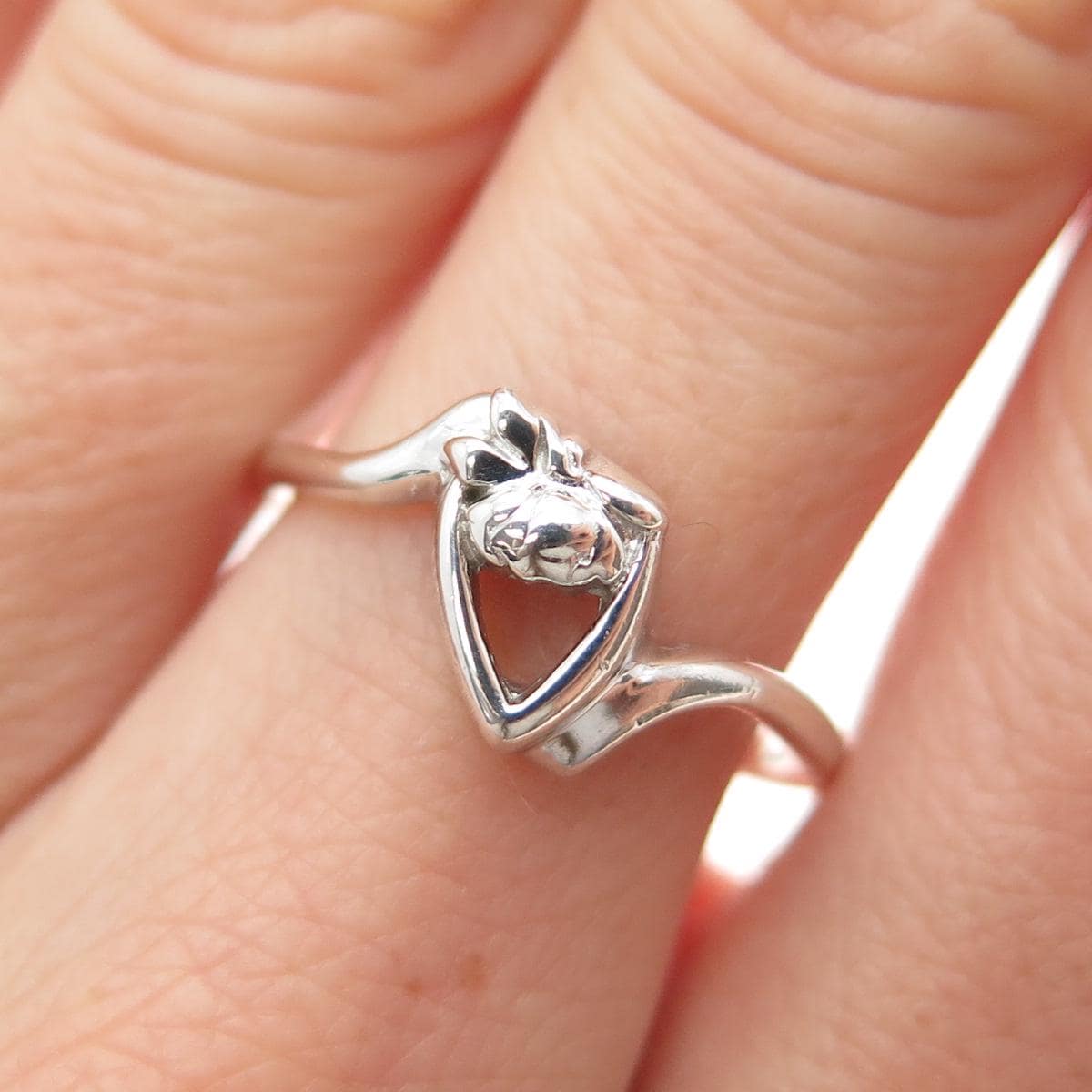KATHY K. BERNU 925 Sterling Silver Vintage Modernist Heart Ring 