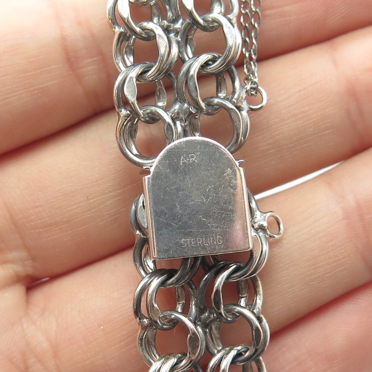 Silver Lock Bracelet 7 1/2”