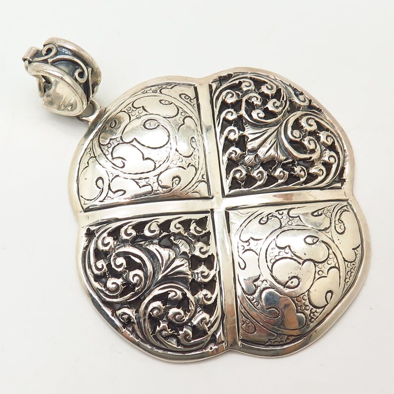 925 Sterling Silver Vintage Large Heavy Patterned Plate Pendant