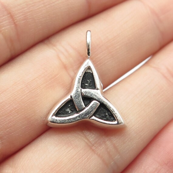 925 Sterling Silver Vintage Triquetra Charm Penda… - image 1