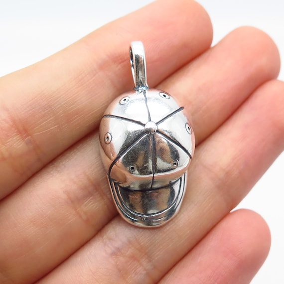 925 Sterling Silver Vintage Shube Cap Pendant - image 1