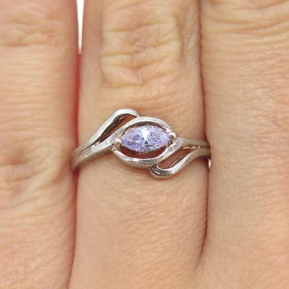 925 Sterling Silver Vintage Lavender C Z Ring Siz… - image 1