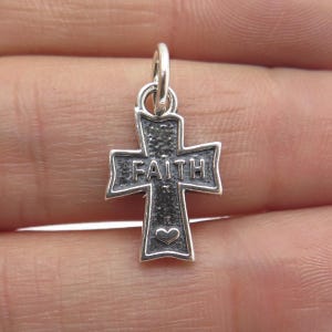 SUNDANCER 925 Sterling Silver Vintage &quot;Faith&quot; Cross Religious Minimalist Pendant
