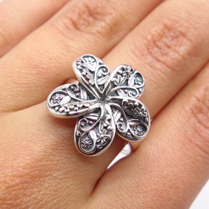 925 Sterling Silver Vintage Ornate Floral Ring Size 7.25