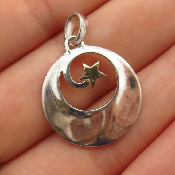 JewelryVolt 925 Sterling Silver Plain Two Tone Pendant with Stars Design JewelryVolt 925 Sterling Silver Plain Two Tone Pendant with Stars Design