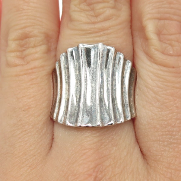 ROSS SIMONS 925 Sterling Silver Vintage Ribbed Ring Size 8.25