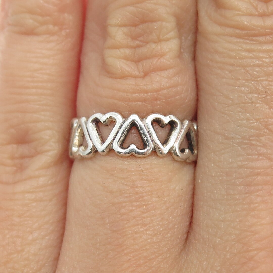925 Sterling Silver Vintage All Around Heart Link Band Ring Size