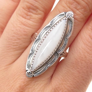 Albert Payton Navajo Old Pawn Sterling Silver Vintage MOP Tribal Ring Size 10