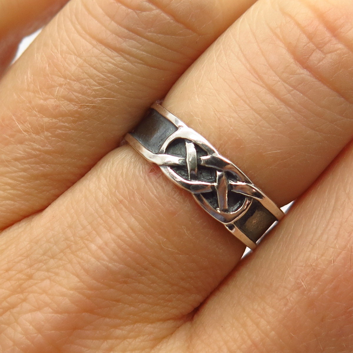 925 Sterling Silver Wicker Design Band Ring Size 7.5 - Etsy 925 Sterling Silver Wicker Design Band Ring Size 7.5 - Etsy