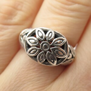 925 Sterling Silver Vintage Floral Ring Size 5 3/4
