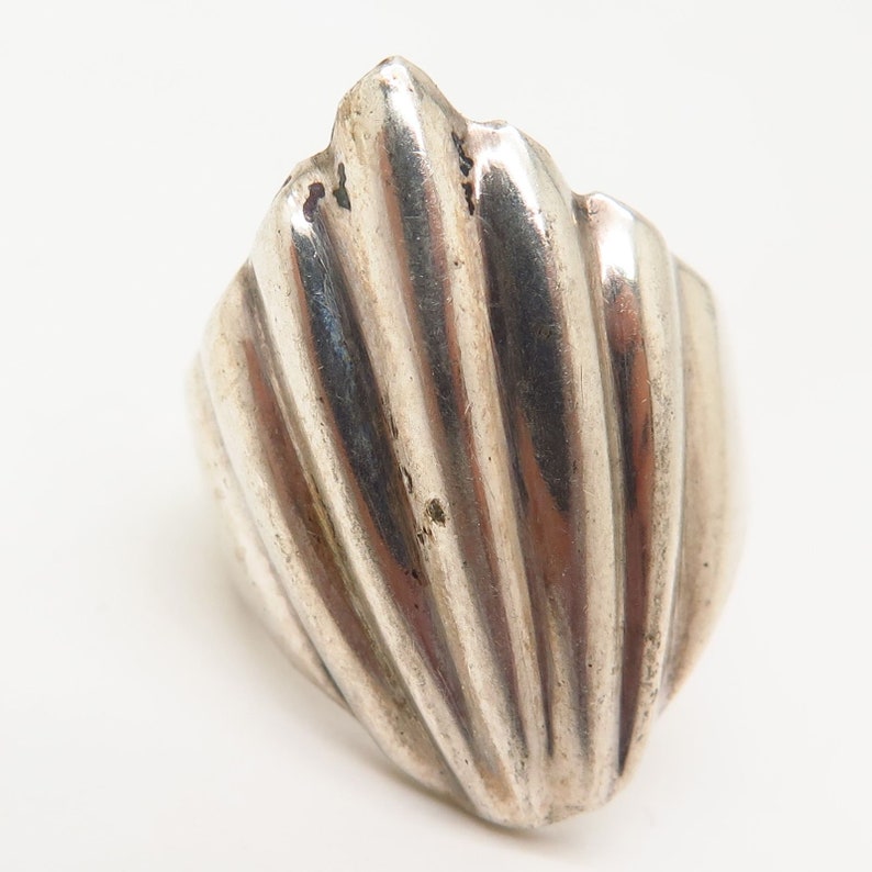 Vintage Mexico 925 Sterling Silver Ribbed Seashell Design Ring Size 6.5