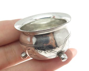 TIFFANY&Co. ティファニー　ソルトセラー Tiffany & Co. Sterling Silver Scalloped Shell Salt Cellar - Etsy
