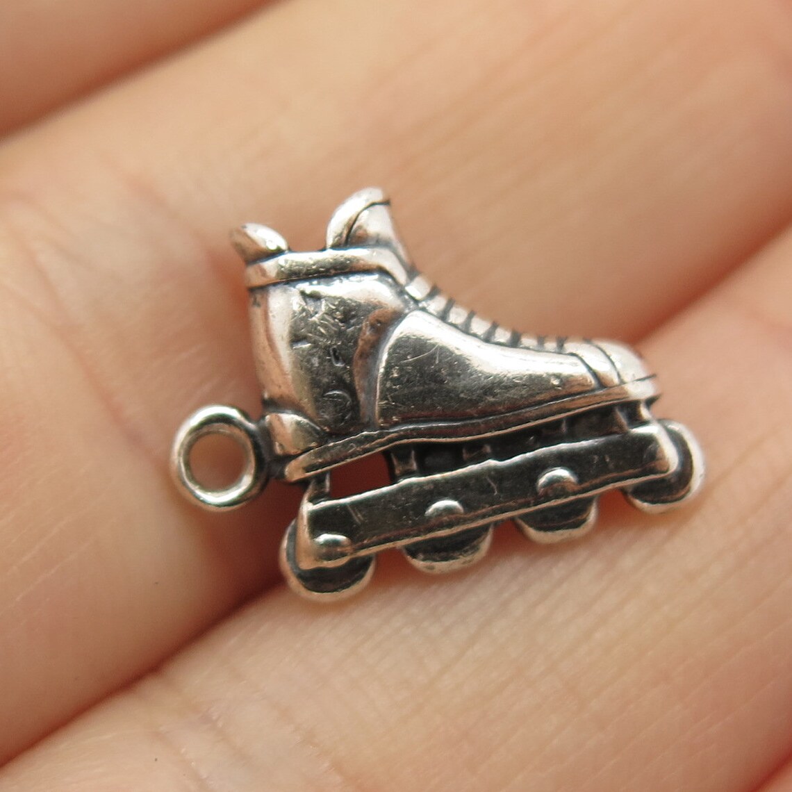 925 Sterling Silver Vintage Roller Skate Design Charm Pendant Etsy