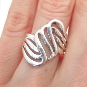 925 Sterling Silver Vintage Modernist Wavy Ring Size 6.25