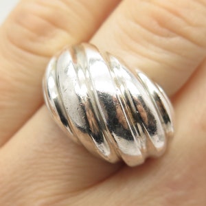 925 Sterling Silver Vintage Ribbed Domed Ring Size 6.5