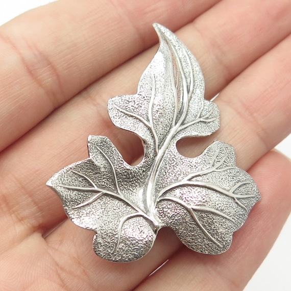925 Sterling Silver Antique Art Deco Beau Textured Maple Leaf Pin