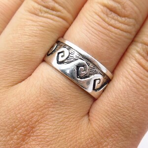 925 Sterling Silver Vintage Wave Pattern Band Ring Size 7