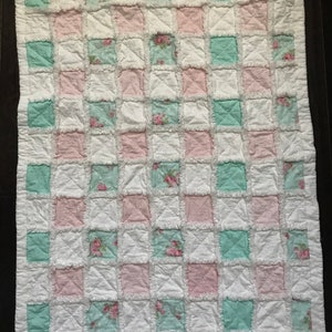 Cottage Core , Shabby Pastels Rag Banket/Quilt with Matching Pillow image 8