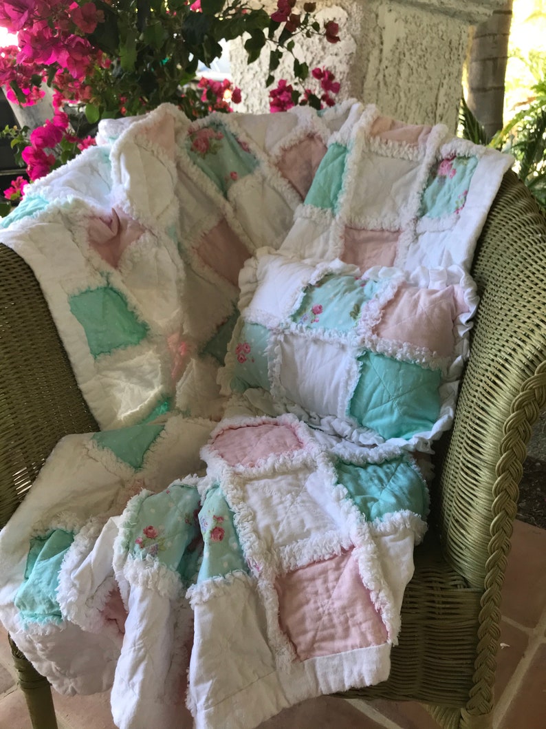 Cottage Core , Shabby Pastels Rag Banket/Quilt with Matching Pillow image 3