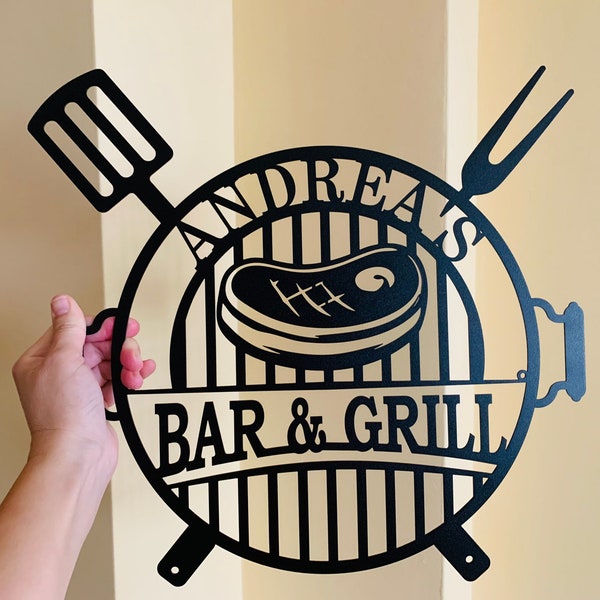 Gepersonaliseerde Bar &Grill Naam Teken Metalen Wall Art Aangepaste Barbecue Plaque Outdoor Keuken Decor Home Bar Hangend Teken Housewarming Gift BBQ