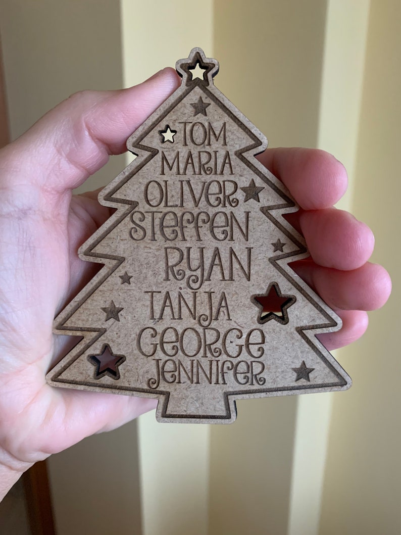 Personalized Wooden Family Christmas Tree Custom 2020 Engraved Hanging Ornament Family Names Holiday Gift Wood Xmas Tree Kids Names New Year
