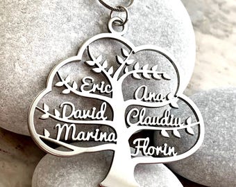 Personalized Family Tree Necklace – Custom Name Pendant Jewelry, Stainless Steel Chain, Gift for Mom or Grandma with Engraved Family Names