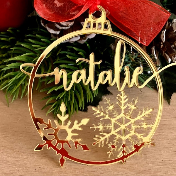 Personalized Christmas Tree Ornament Custom Calligraphy Name Holiday Decorations Laser Cut Xmas Bauble Snowflake Christmas Family Gift Tags