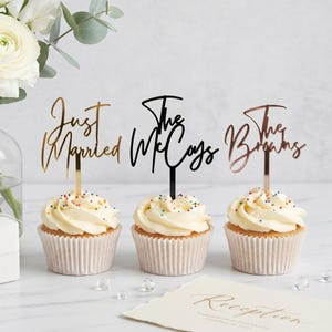 Gepersonaliseerde bruiloftscupcaketoppers, aangepaste achternaamkeuze, dessertdecor jubileum